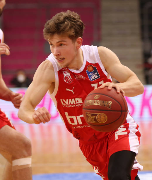 障球队的竞 障球队的竞