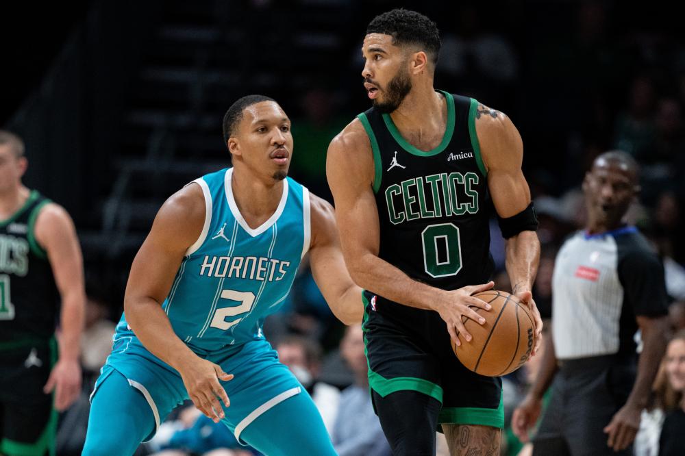 突出了球队 突出了球队