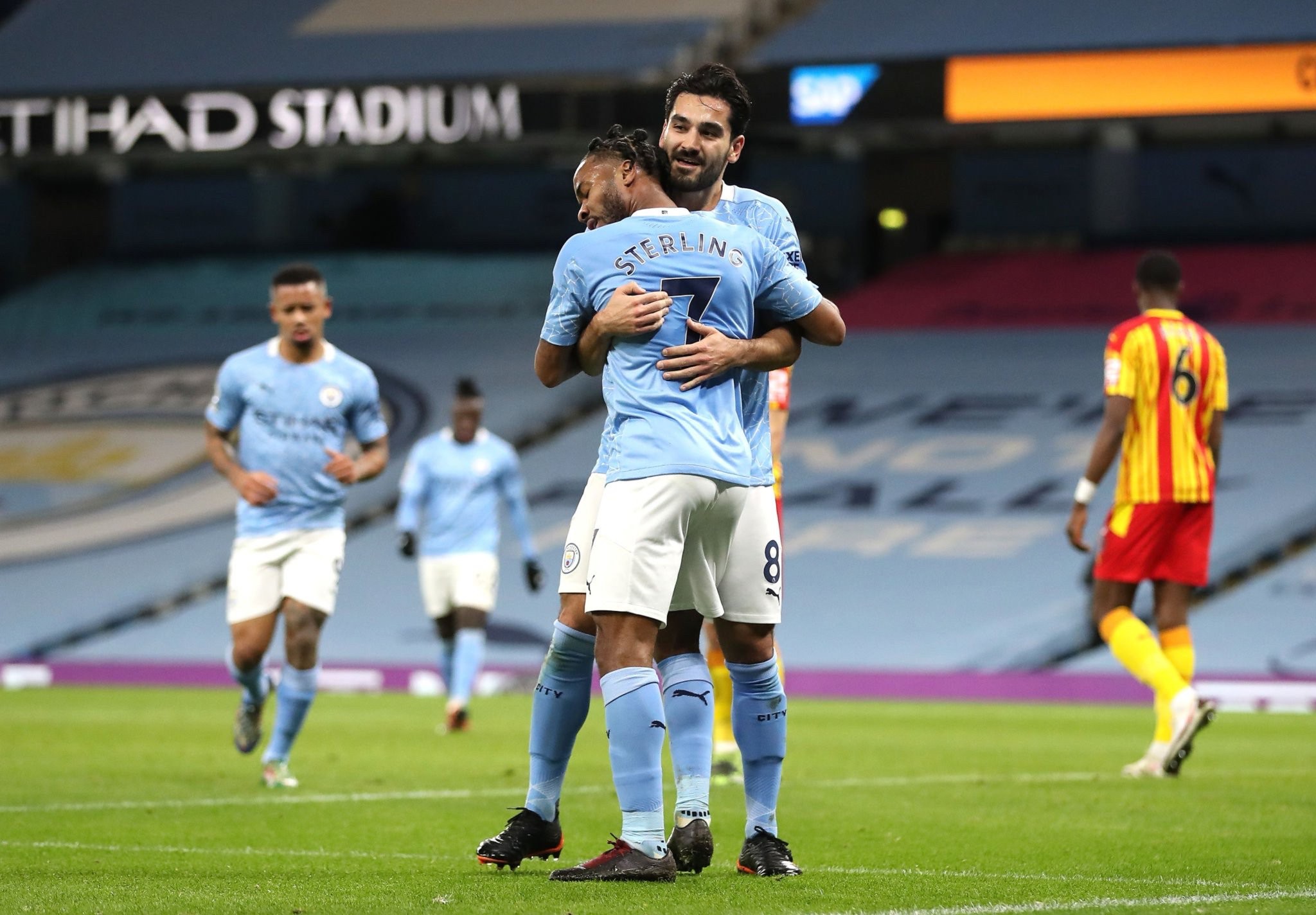 也为他们打 也为他们打